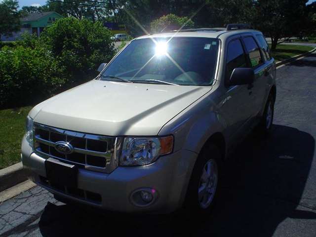 2011 Ford Escape XLT 4dr SUV